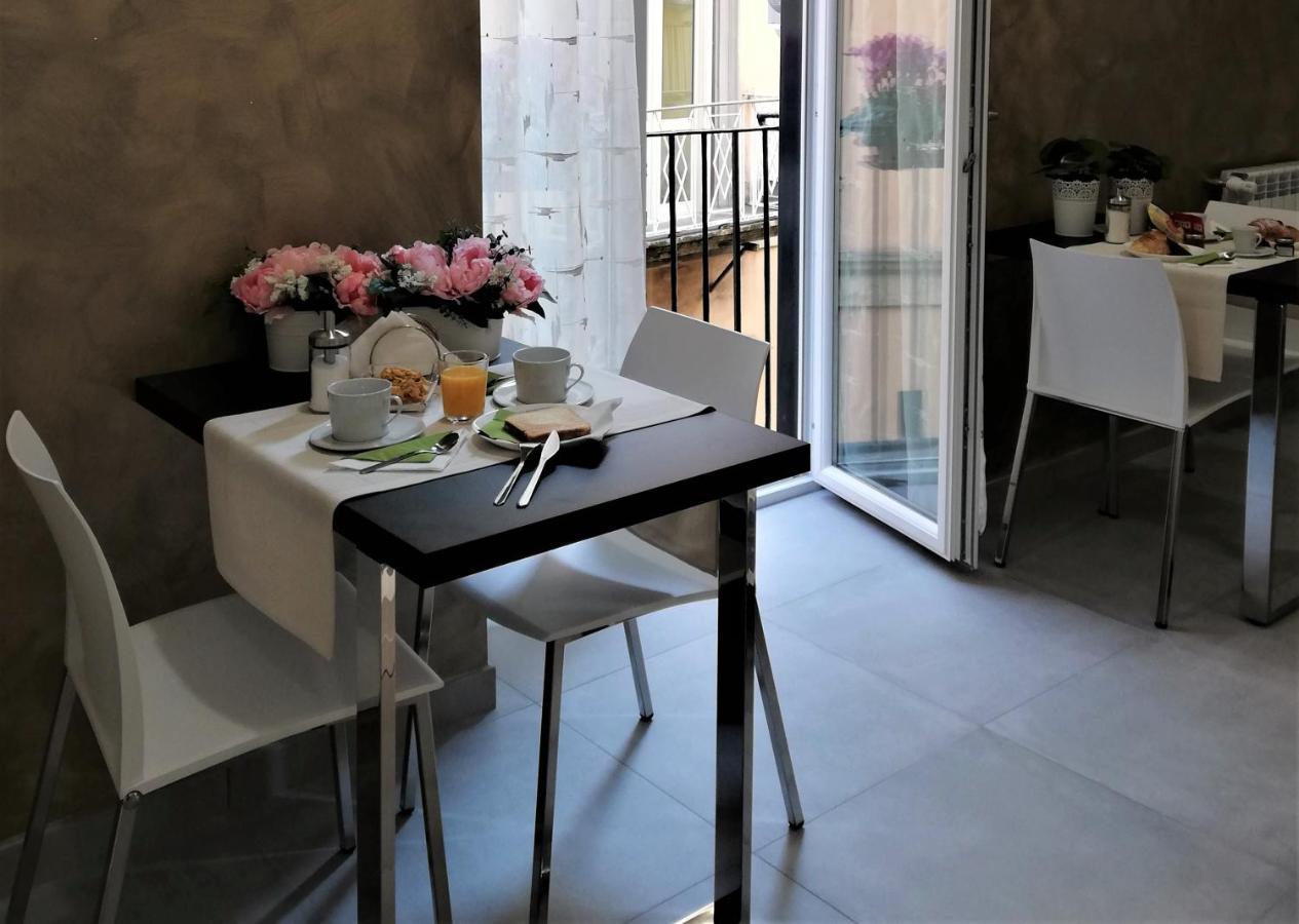 Capitelli Bed & Breakfast Napoli Dış mekan fotoğraf